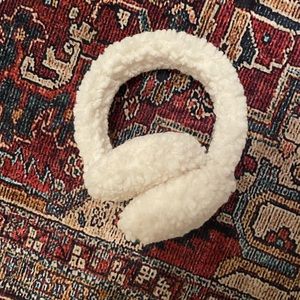 UGG Earmuffs